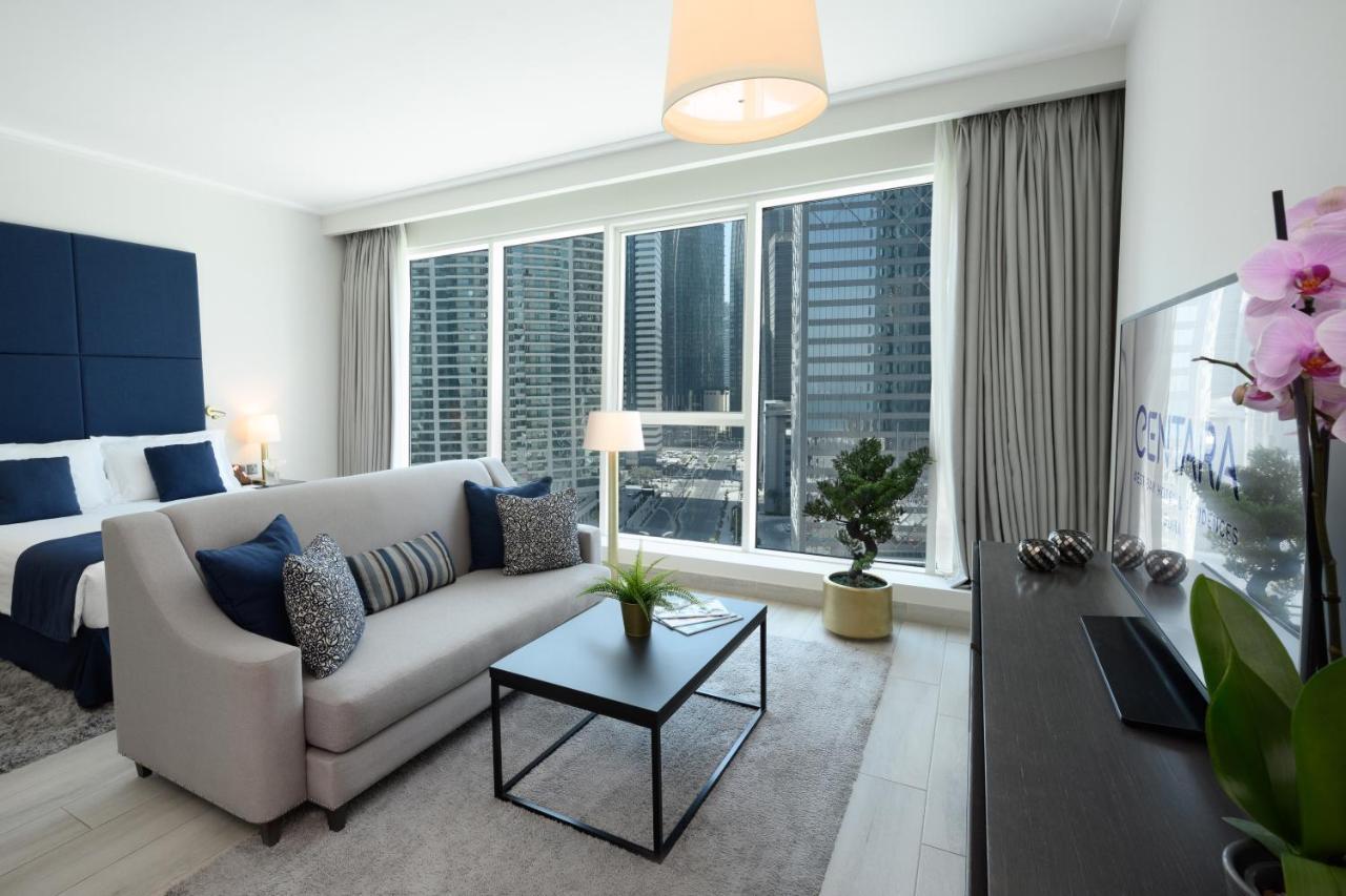 Centara West Bay Hotel & Residences Доха Экстерьер фото A living room in a serviced apartment in Dubai